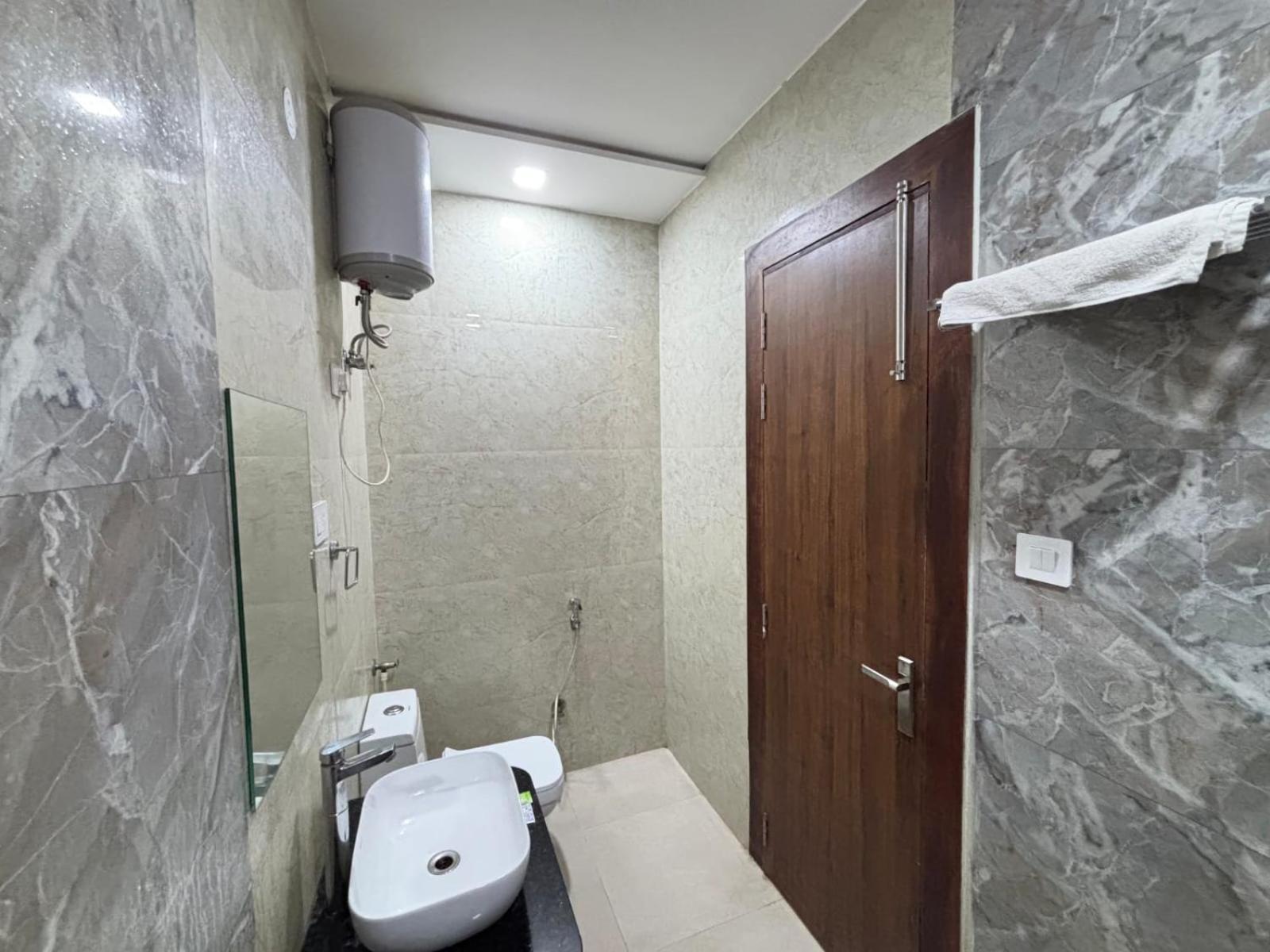 Hotel Ganga Palace - Agra Agra  Kültér fotó