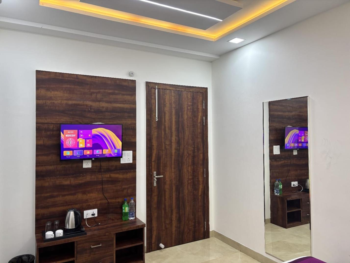 Hotel Ganga Palace - Agra Agra  Kültér fotó