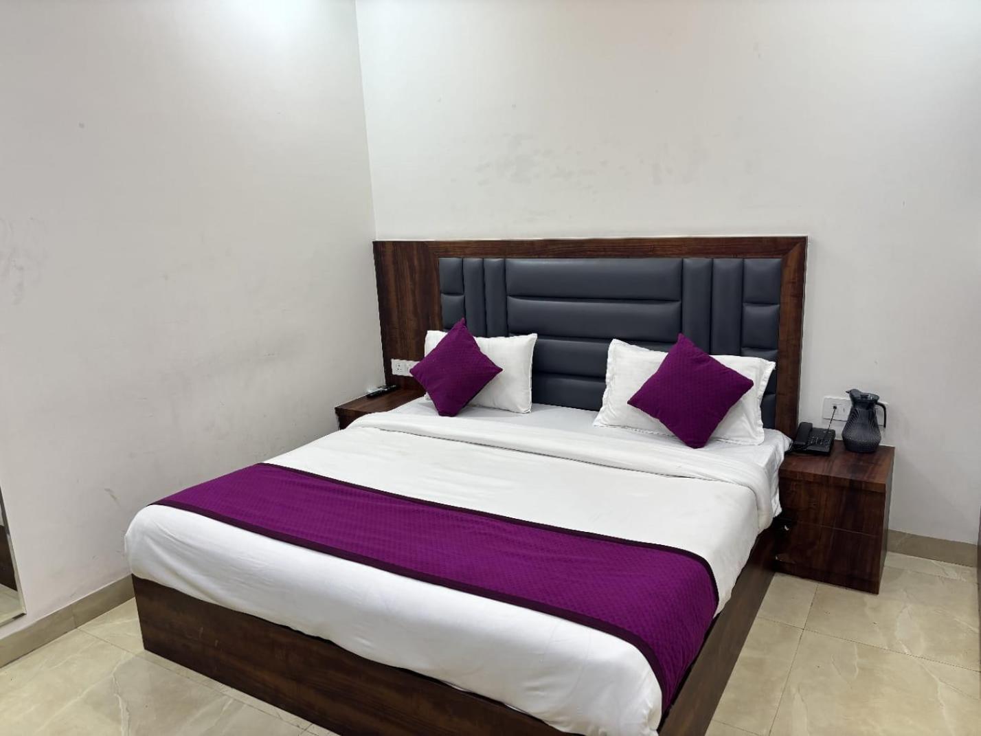 Hotel Ganga Palace - Agra Agra  Kültér fotó
