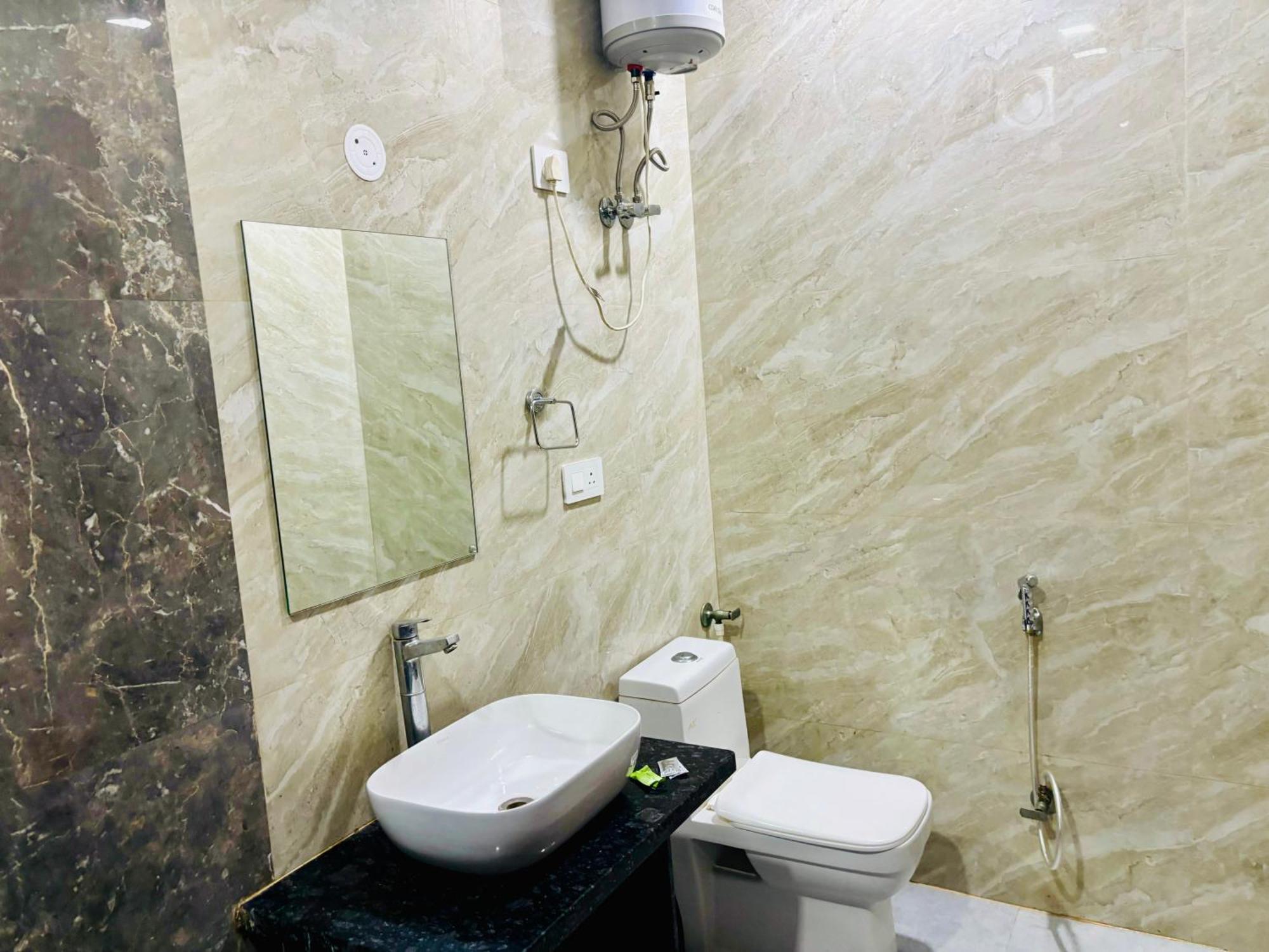 Hotel Ganga Palace - Agra Agra  Kültér fotó