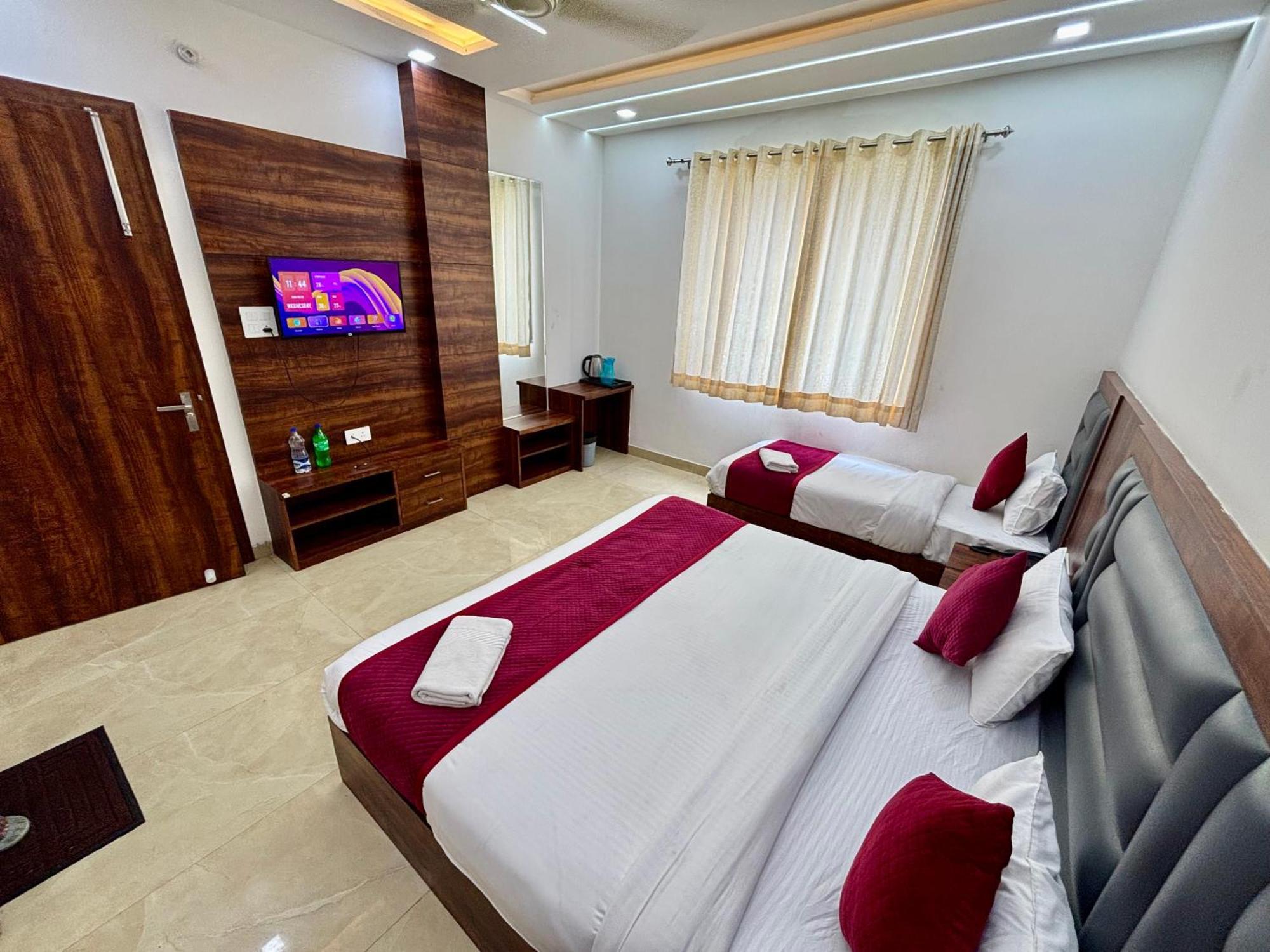 Hotel Ganga Palace - Agra Agra  Kültér fotó