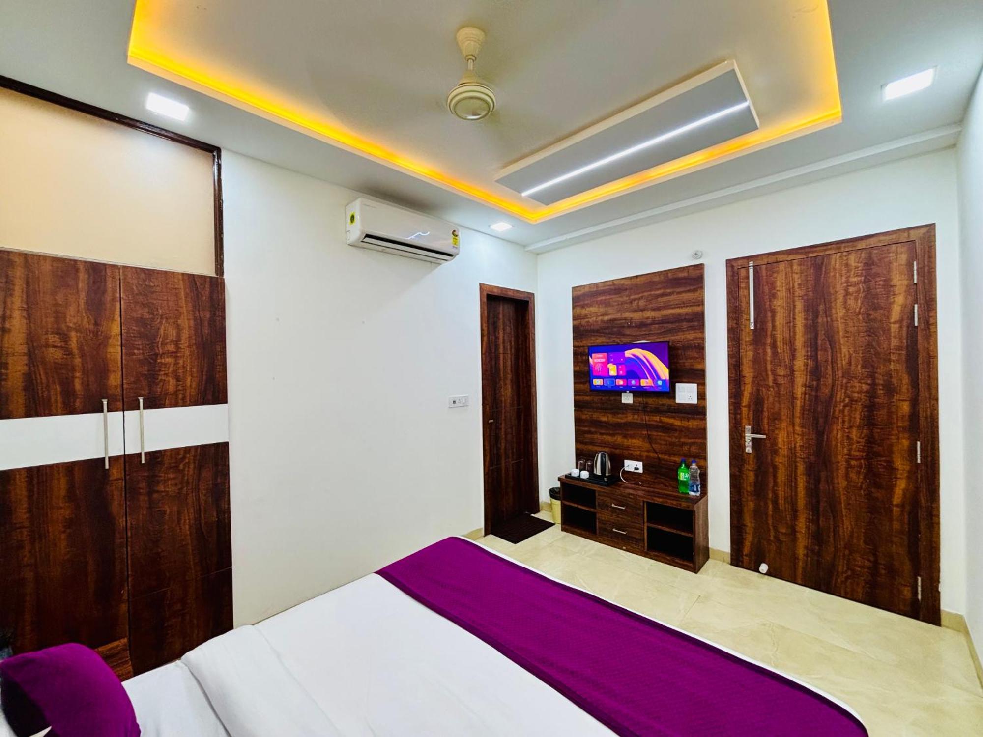 Hotel Ganga Palace - Agra Agra  Kültér fotó