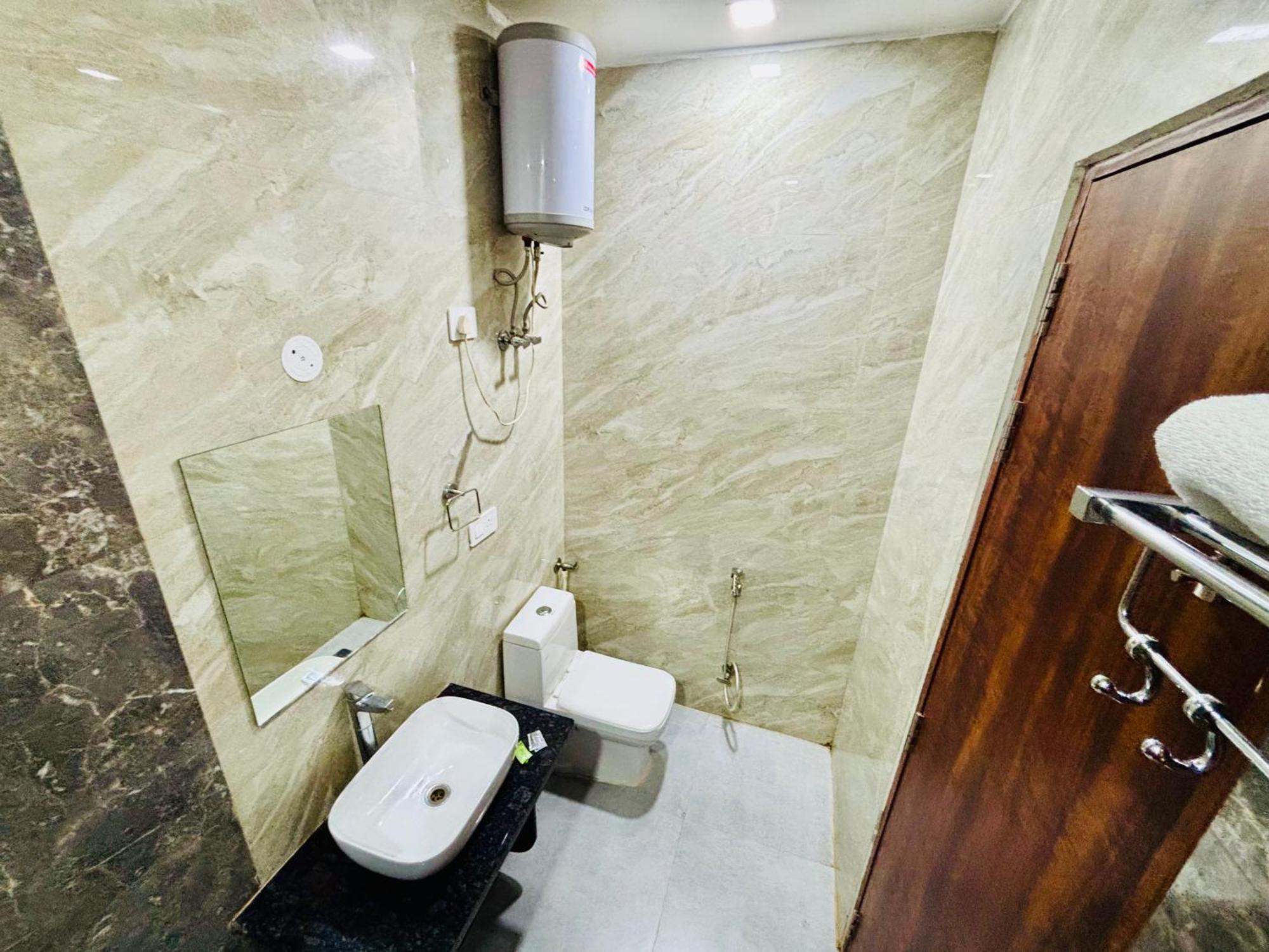 Hotel Ganga Palace - Agra Agra  Kültér fotó